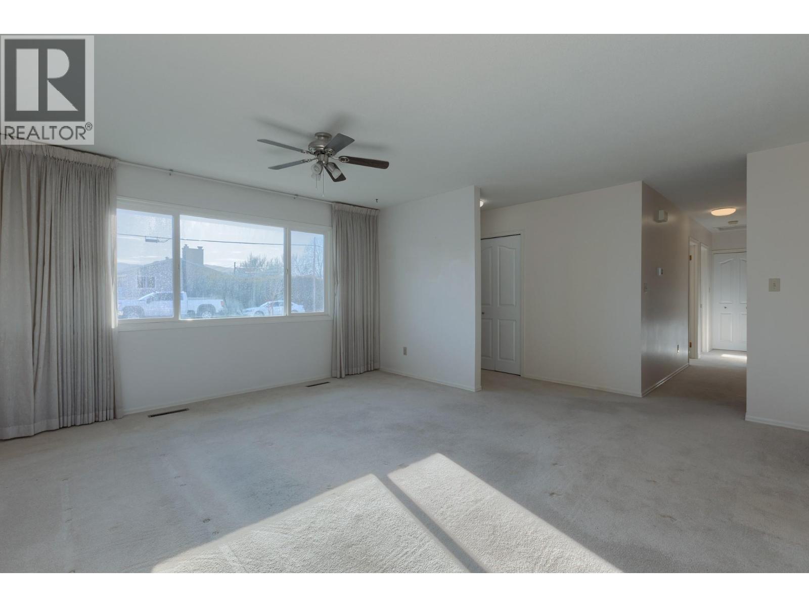 810 Fife Road, Kelowna, British Columbia  V1X 1V4 - Photo 4 - 10372743