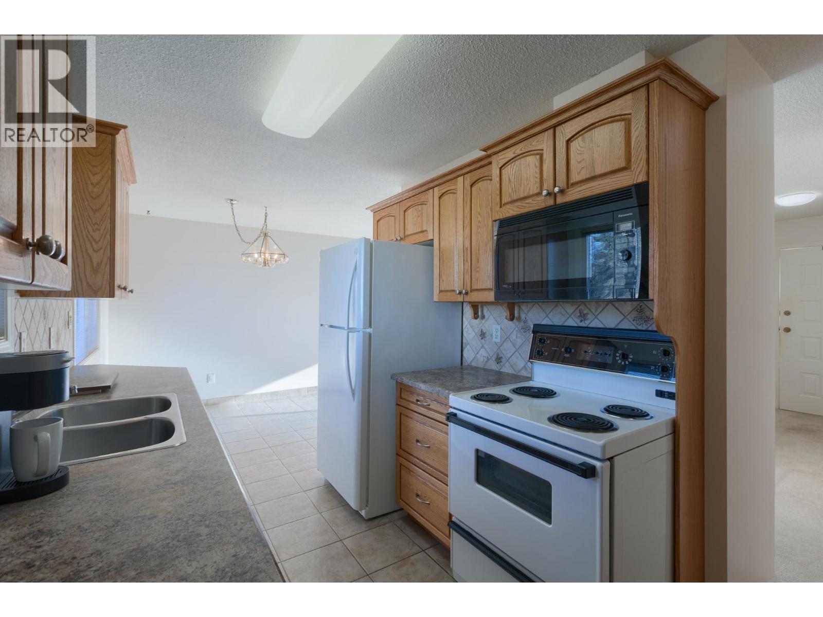 810 Fife Road, Kelowna, British Columbia  V1X 1V4 - Photo 15 - 10372743