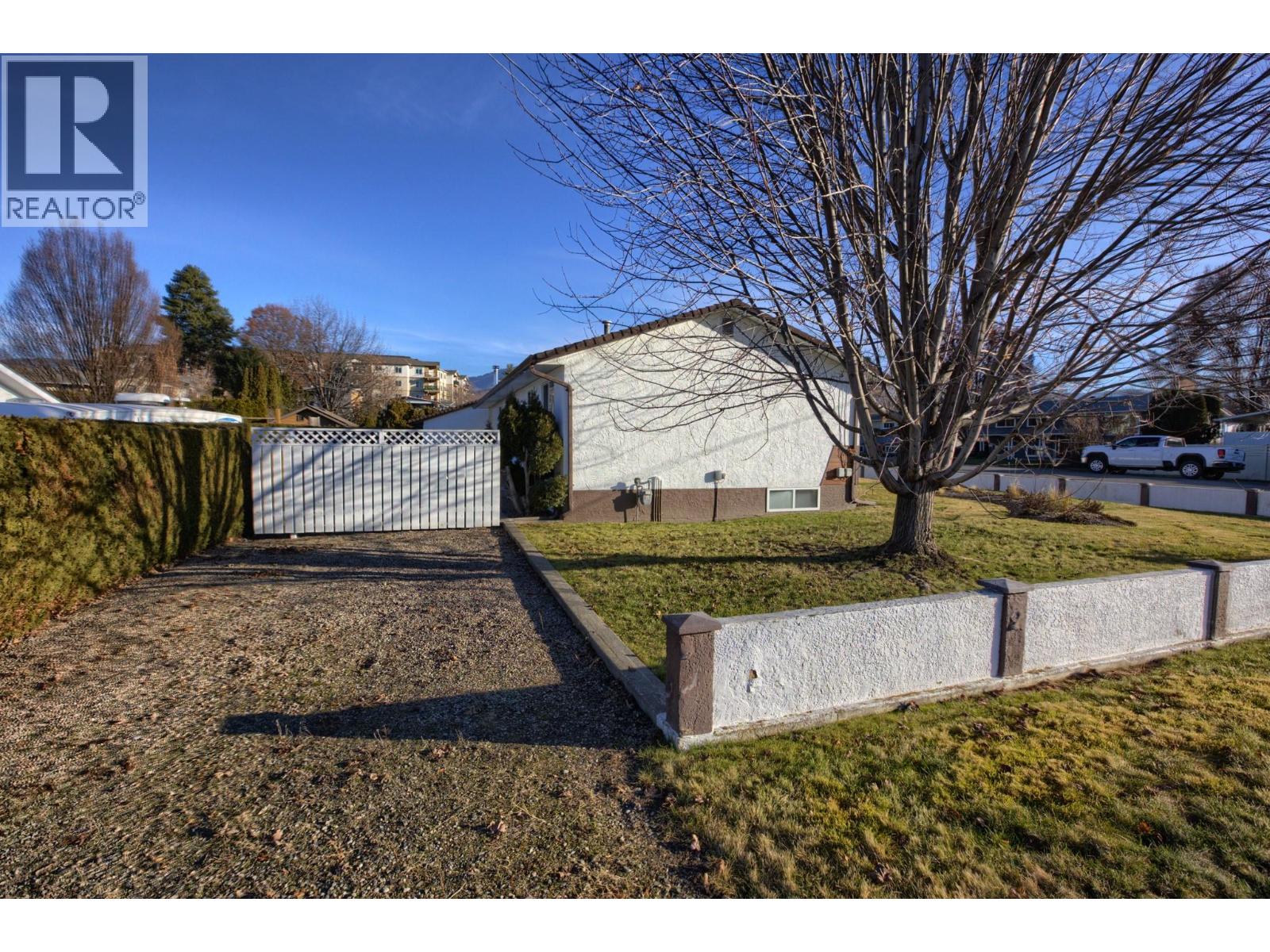 810 Fife Road, Kelowna, British Columbia  V1X 1V4 - Photo 33 - 10372743