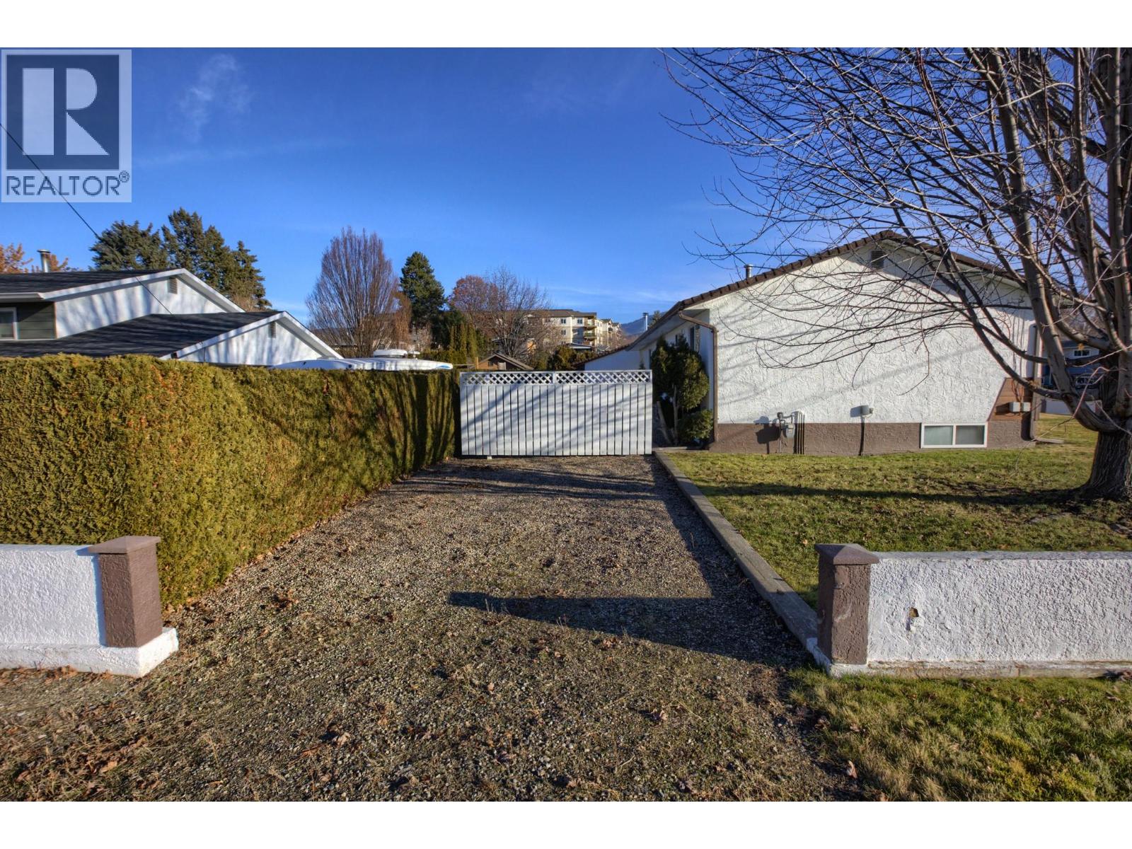 810 Fife Road, Kelowna, British Columbia  V1X 1V4 - Photo 30 - 10372743