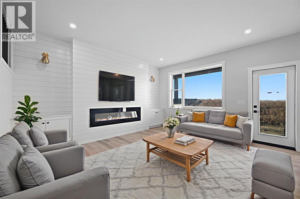 3430 Victory Way, Olds, Alberta  T0M 0W0 - Photo 3 - A2270678