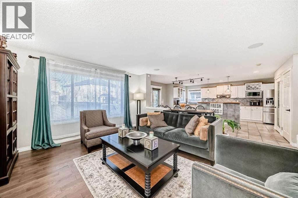 115 West Lakeview Circle, Chestermere, Alberta  T1X 1H7 - Photo 9 - A2278495