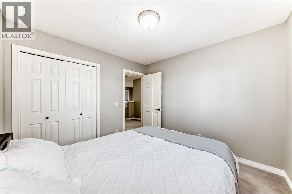 115 West Lakeview Circle, Chestermere, Alberta  T1X 1H7 - Photo 34 - A2278495