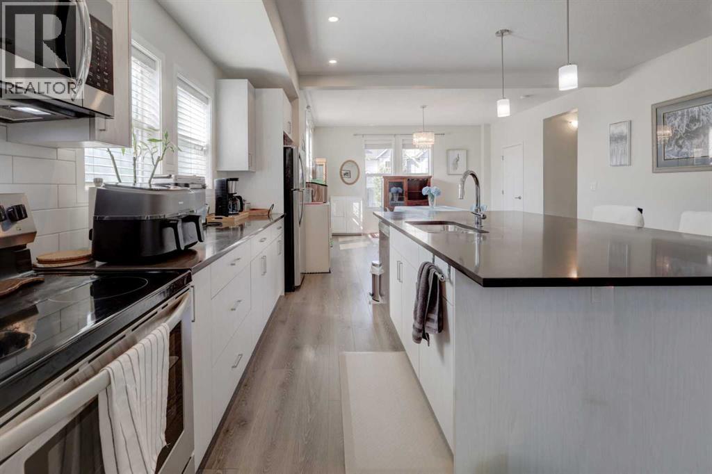 113 South Point Court Sw, Airdrie, Alberta  T4B 5C3 - Photo 6 - A2256358