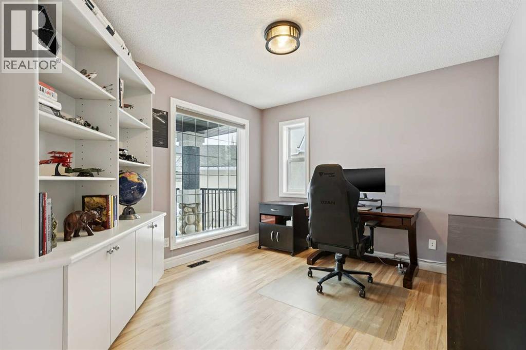 810 Wentworth Place Sw, Calgary, Alberta  T3H 4P1 - Photo 10 - A2277691
