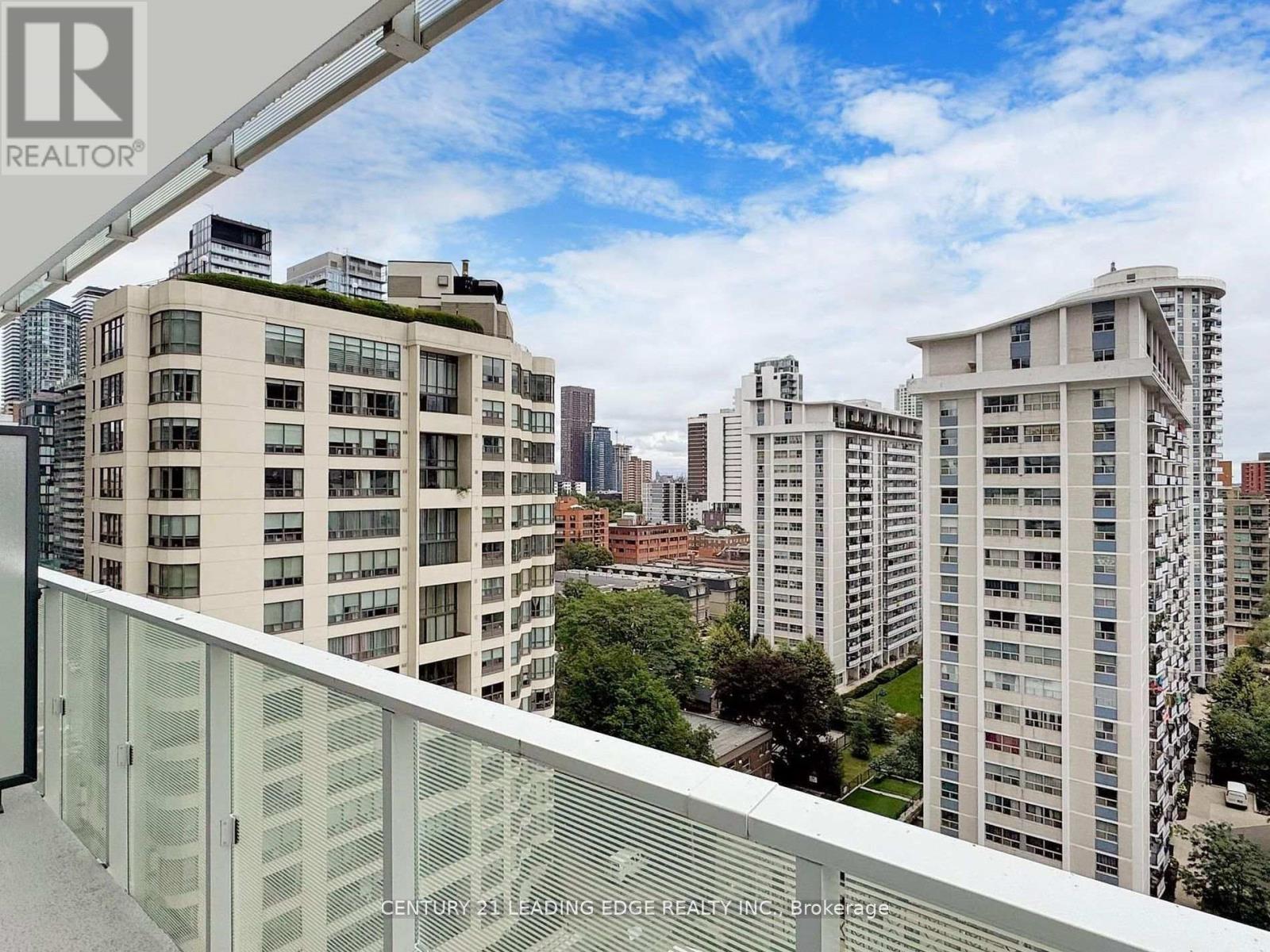 1009 - 501 Yonge Street, Toronto, Ontario  M4Y 0G8 - Photo 3 - C12706080