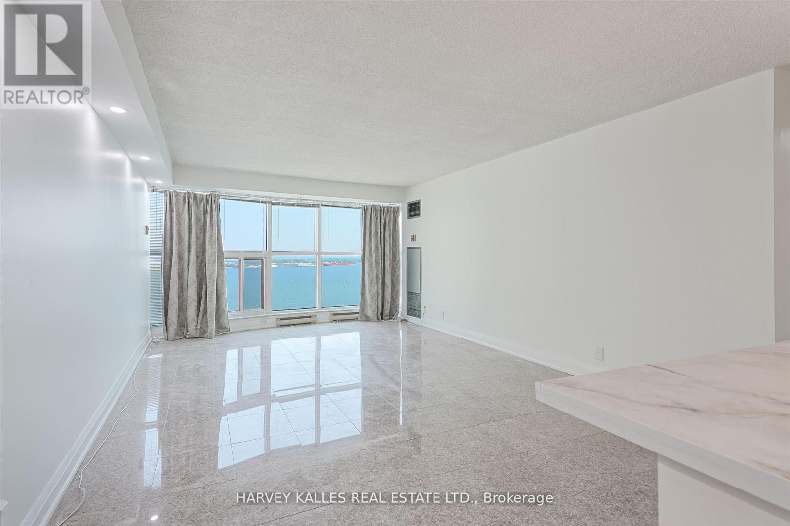 2506 - 99 Harbour Square, Toronto, Ontario  M5J 2H2 - Photo 14 - C12706110