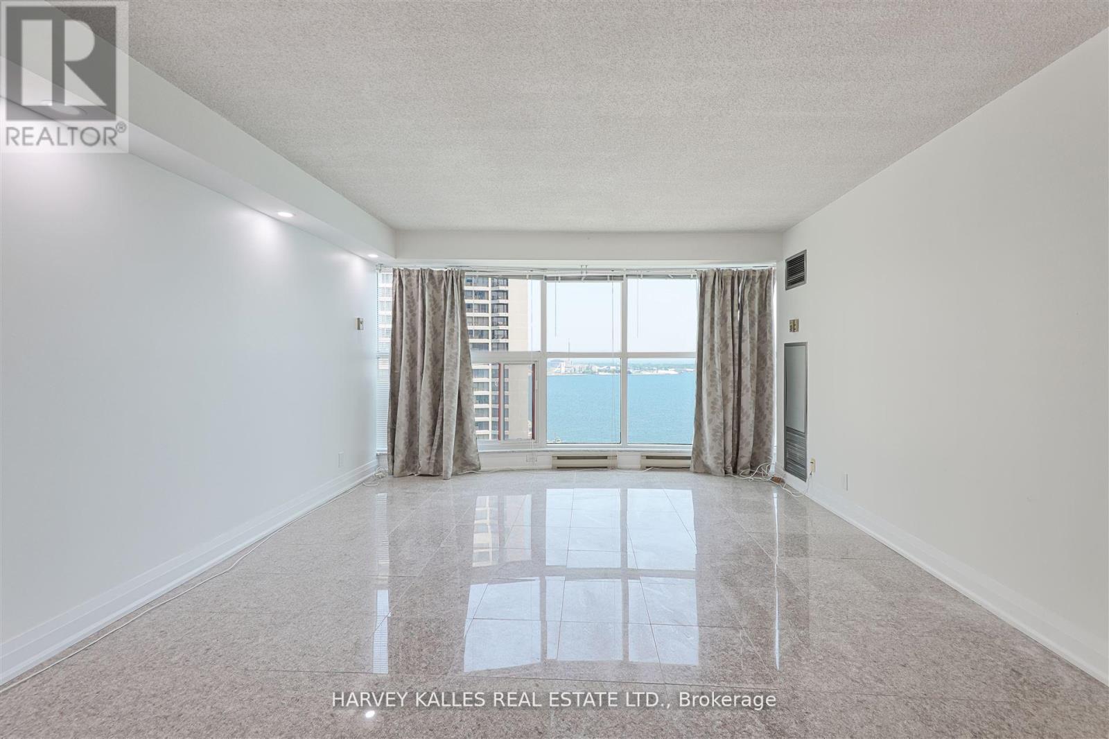 2506 - 99 Harbour Square, Toronto, Ontario  M5J 2H2 - Photo 15 - C12706110