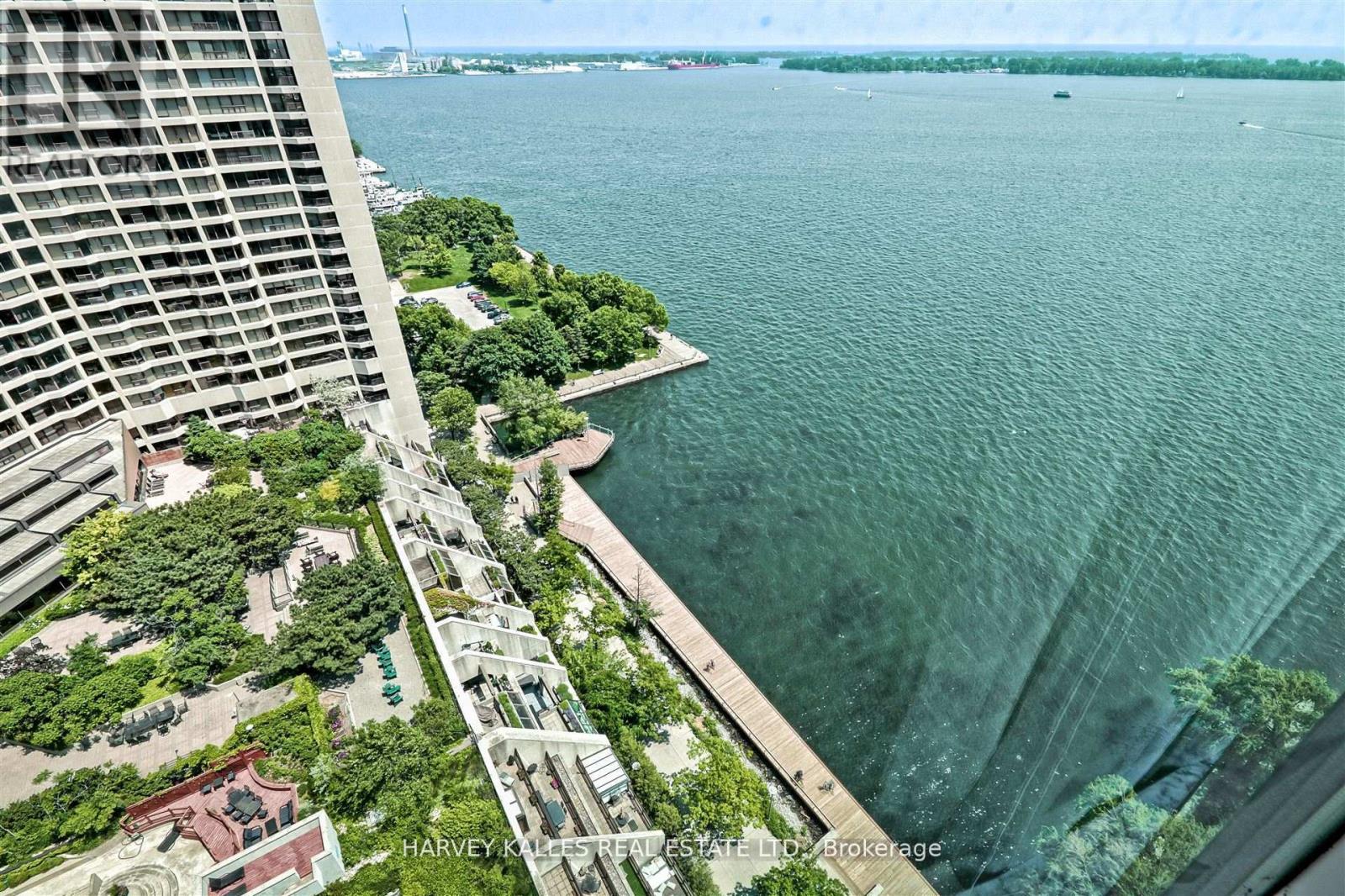 2506 - 99 Harbour Square, Toronto, Ontario  M5J 2H2 - Photo 18 - C12706110