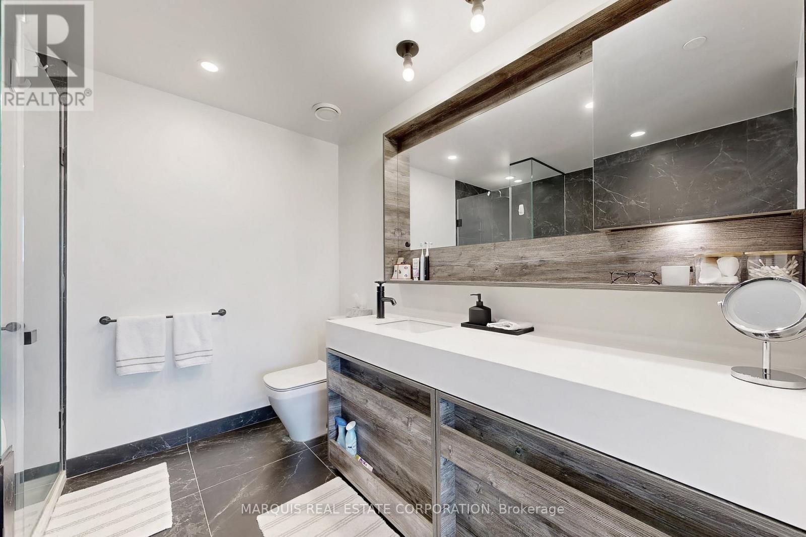 1222 - 0 Parking - 505 Richmond Street W, Toronto, Ontario  M5V 0P4 - Photo 18 - C12706112