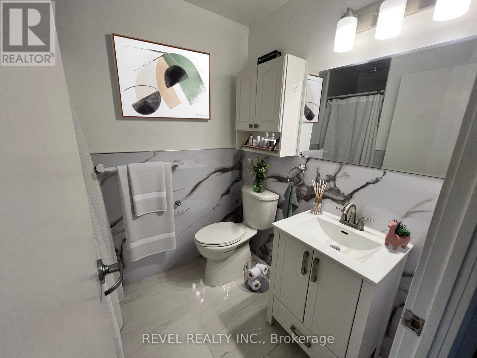 604 - 32 Stewart Street S, Toronto, Ontario  M5V 3T2 - Photo 4 - C12706122