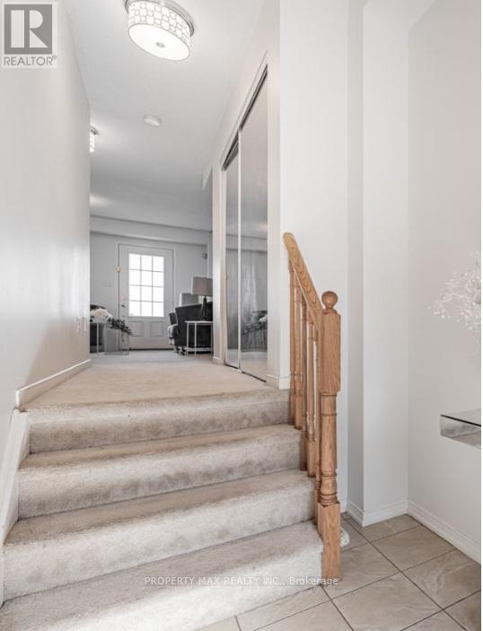 443 Rossland Road E, Ajax, Ontario  L1Z 0K8 - Photo 3 - E12706114