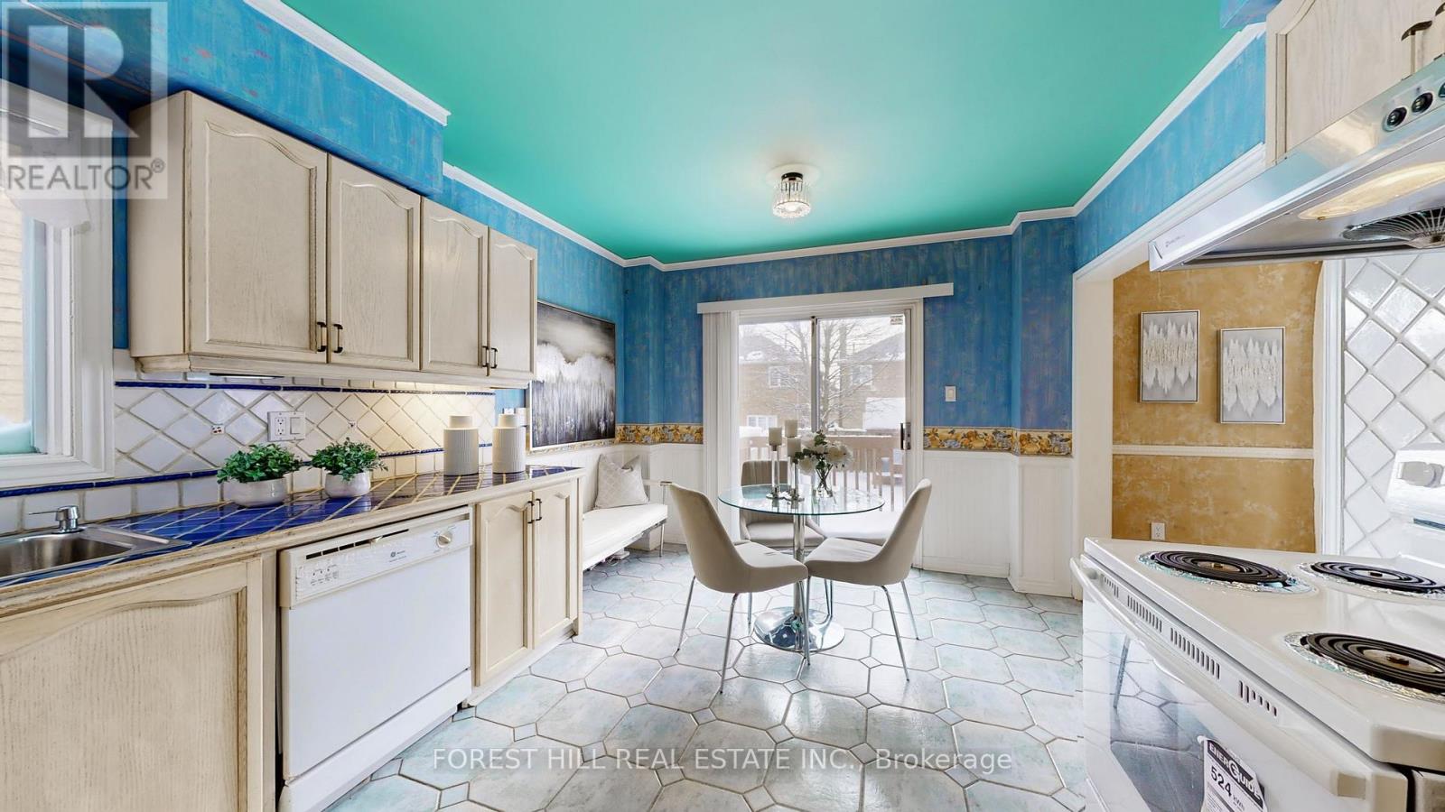 23 Red Rock Drive, Richmond Hill, Ontario  L4C 0E4 - Photo 13 - N12706078