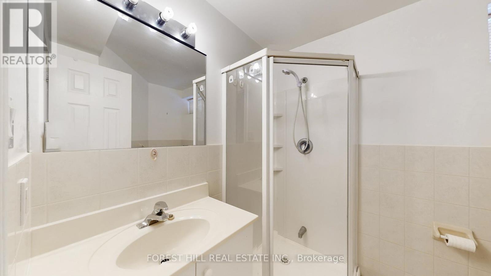 23 Red Rock Drive, Richmond Hill, Ontario  L4C 0E4 - Photo 37 - N12706078