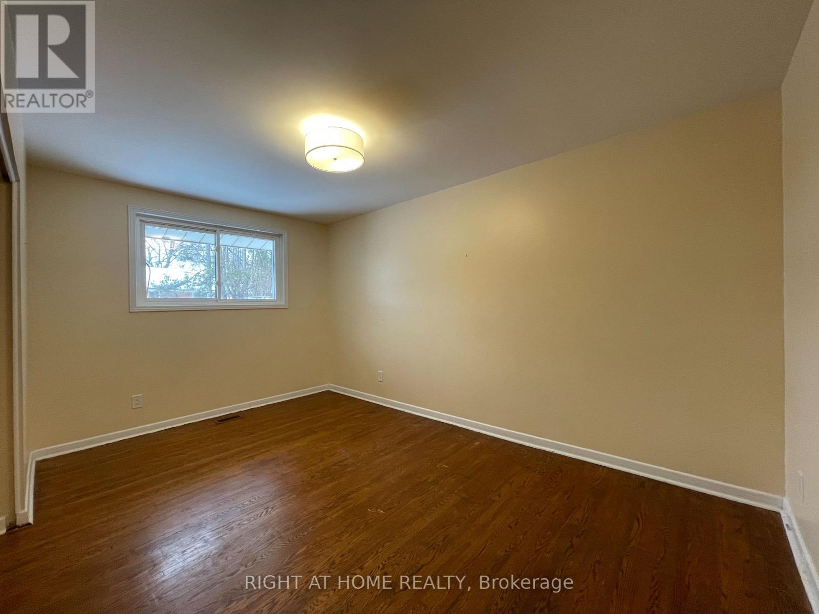 345 Maplewood Crescent, Milton, Ontario  L9T 2G1 - Photo 14 - W12705780