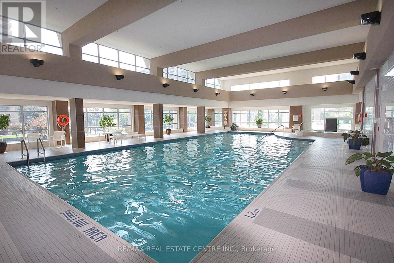 1604 - 1 Elm Drive W, Mississauga, Ontario  L5B 4M1 - Photo 14 - W12706092