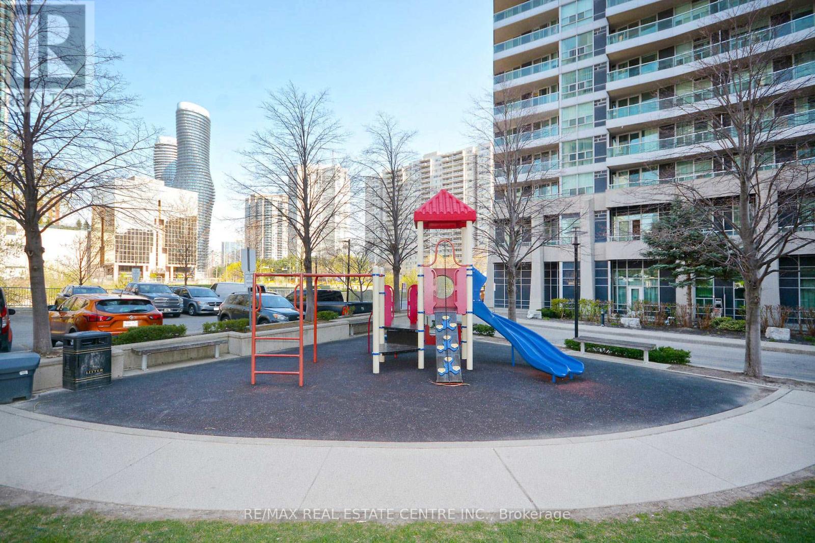 1604 - 1 Elm Drive W, Mississauga, Ontario  L5B 4M1 - Photo 22 - W12706092