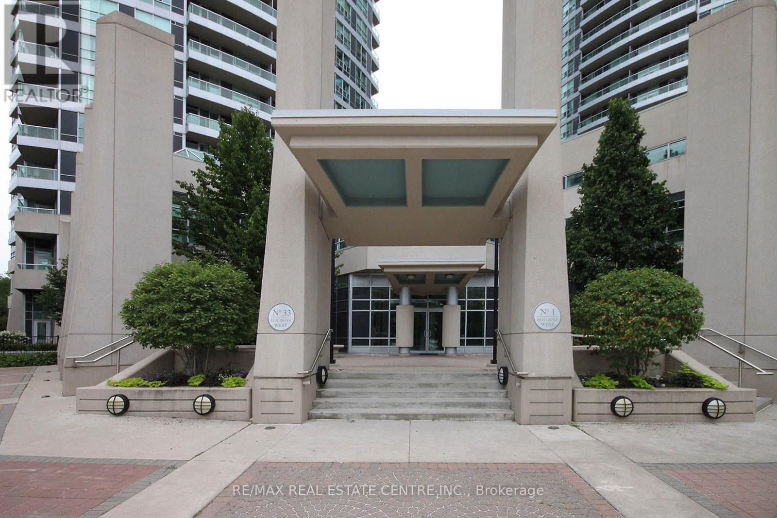 1604 - 1 Elm Drive W, Mississauga, Ontario  L5B 4M1 - Photo 4 - W12706092