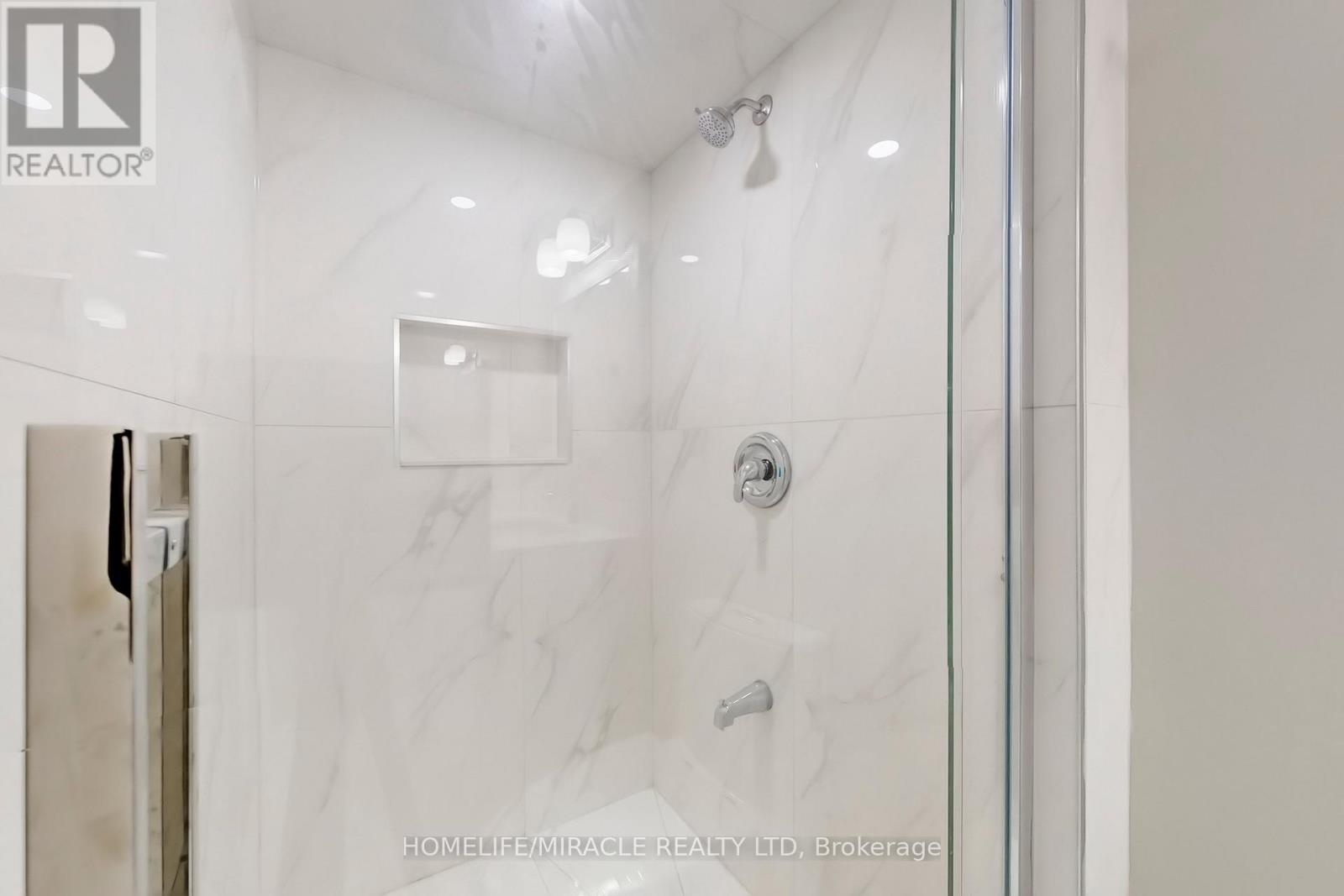 Bsmnt - 328 Dalgleish Gardens, Milton, Ontario  L9T 6Z6 - Photo 17 - W12706124