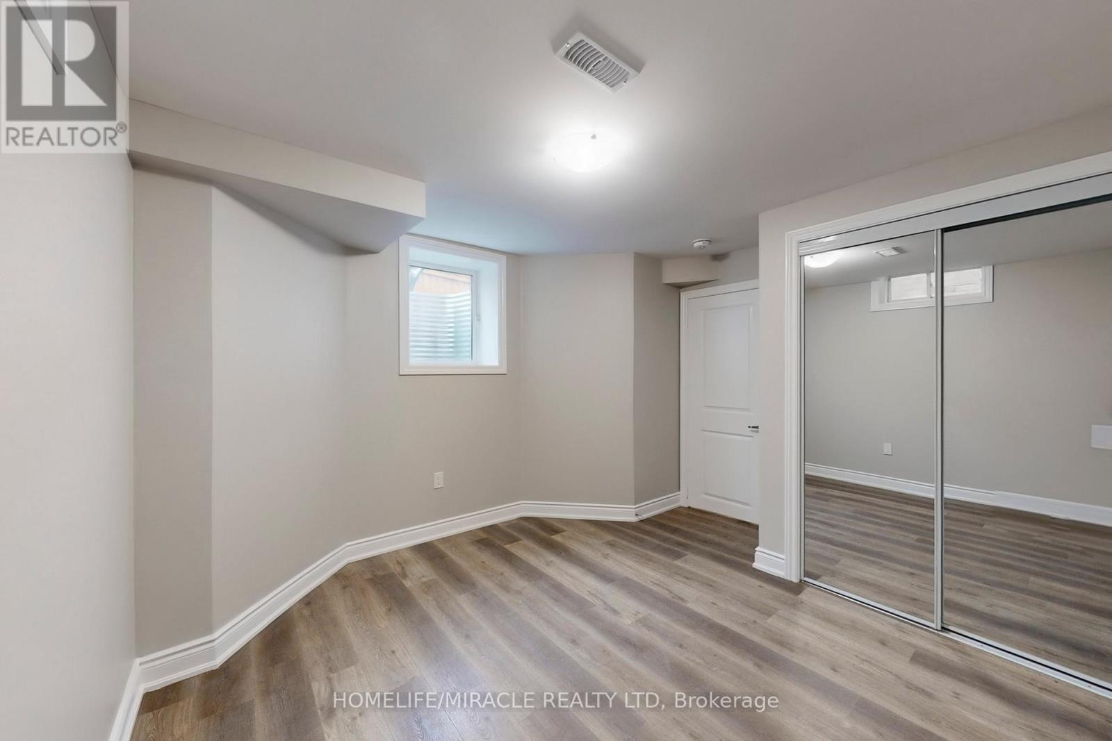 Bsmnt - 328 Dalgleish Gardens, Milton, Ontario  L9T 6Z6 - Photo 7 - W12706124