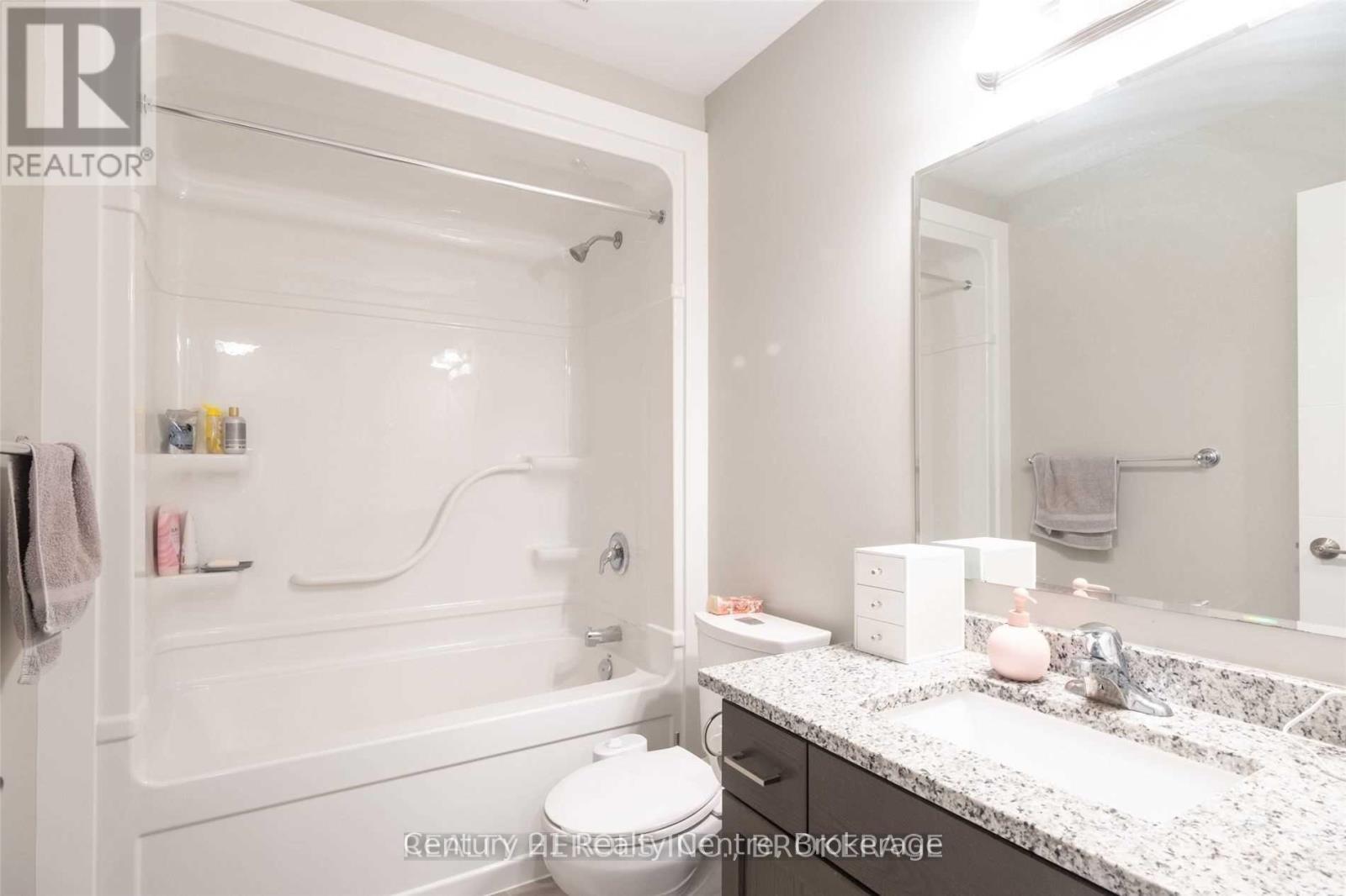 915 Robert Ferrie Drive, Kitchener, Ontario  N2R 0P2 - Photo 9 - X12706098