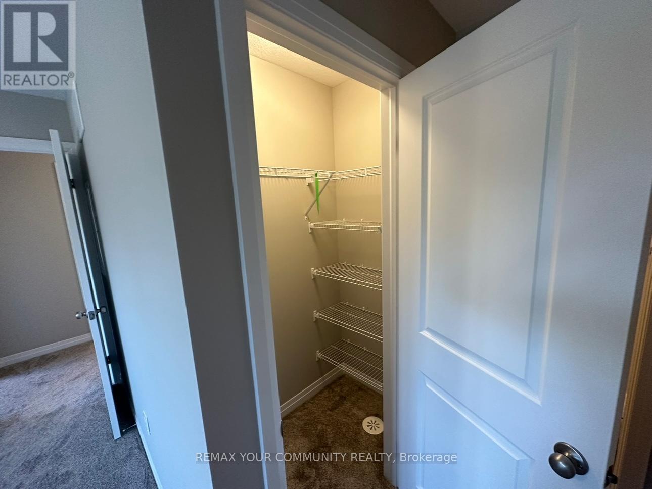 70 Thatcher Drive, Guelph, Ontario  N1L 1B3 - Photo 14 - X12706106