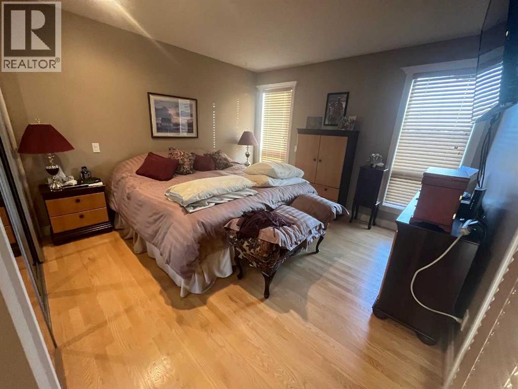 97 Ridgewood Crescent W, Lethbridge, Alberta  T1K 6C9 - Photo 12 - A2278907