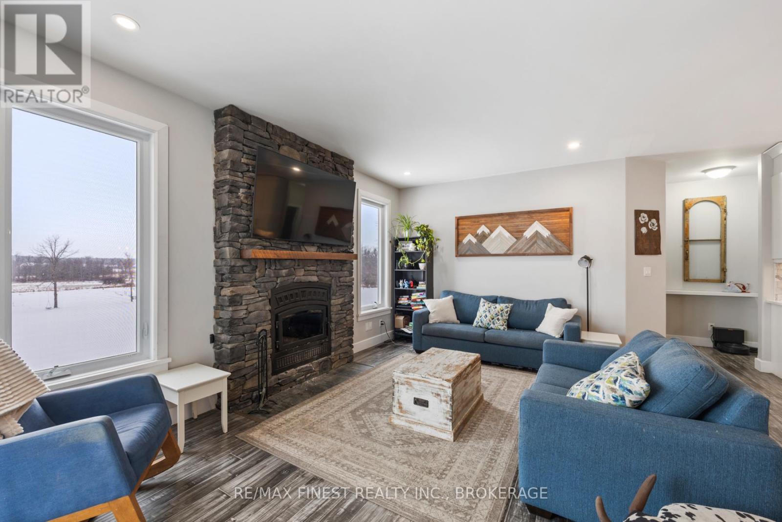 923 Maple Road, Loyalist, Ontario  K0H 2H0 - Photo 22 - X12702880