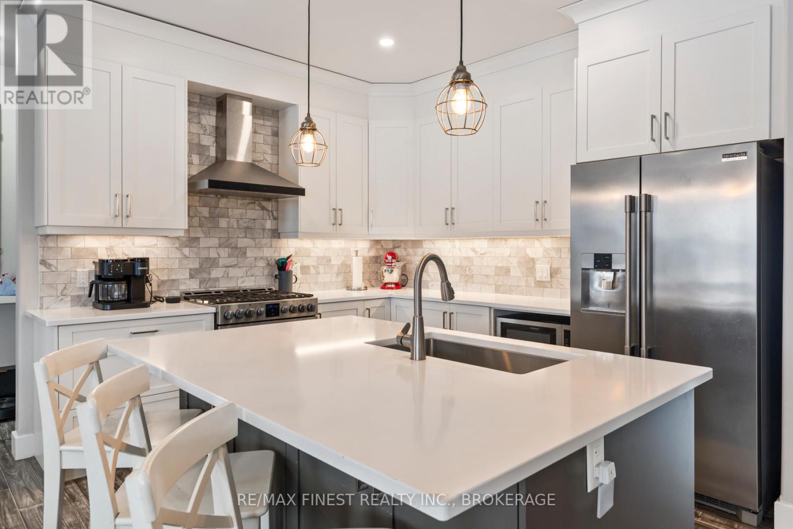 923 Maple Road, Loyalist, Ontario  K0H 2H0 - Photo 15 - X12702880