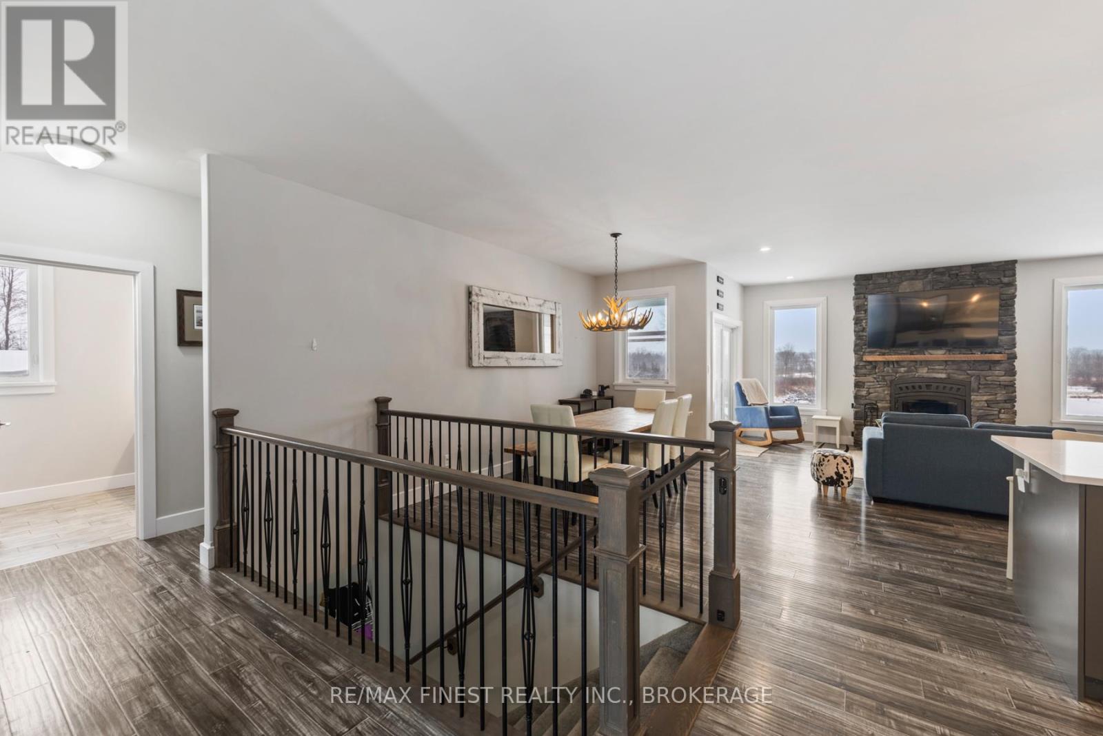 923 Maple Road, Loyalist, Ontario  K0H 2H0 - Photo 12 - X12702880