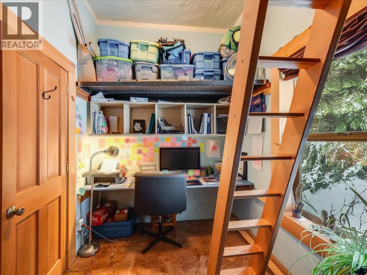 6610 6 Highway, Ymir, British Columbia  V0G 2K0 - Photo 19 - 10371621