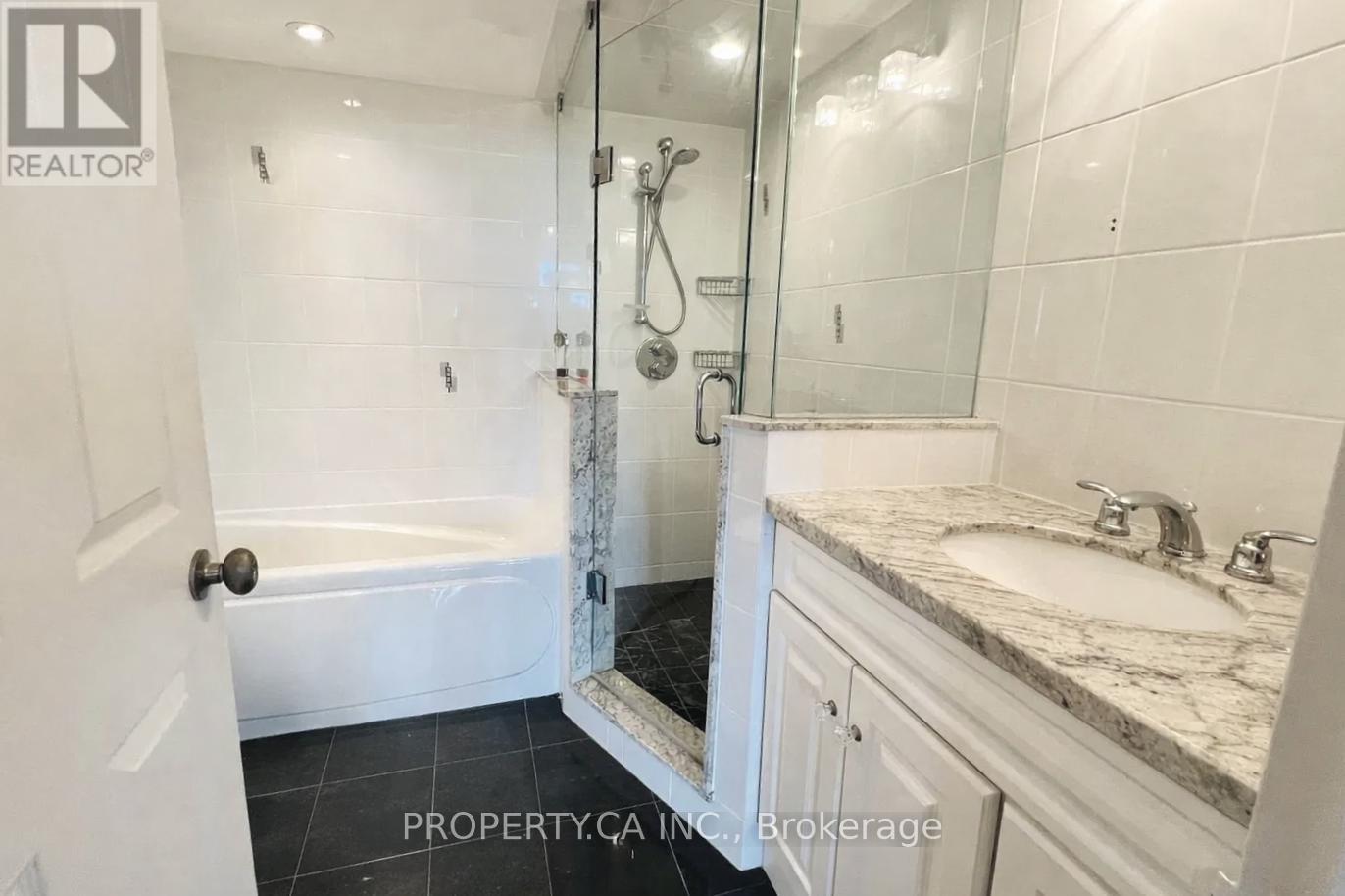 704 - 1121 Steeles Avenue W, Toronto, Ontario  M2R 3W7 - Photo 17 - C12706018