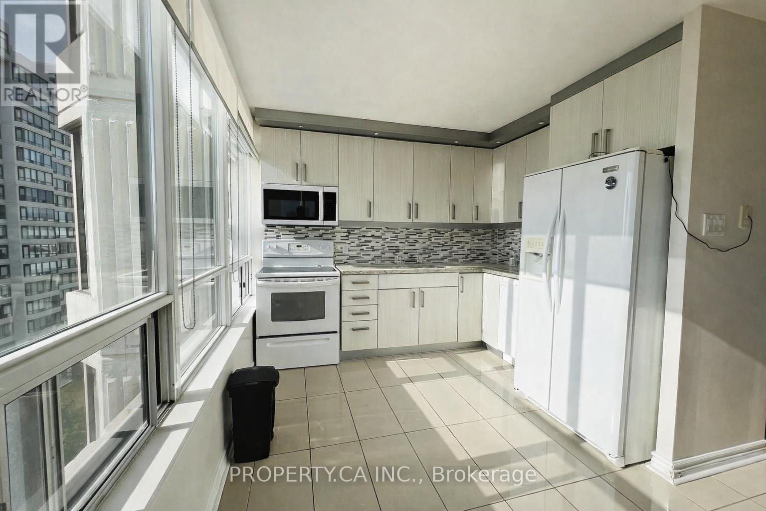 704 - 1121 Steeles Avenue W, Toronto, Ontario  M2R 3W7 - Photo 8 - C12706018