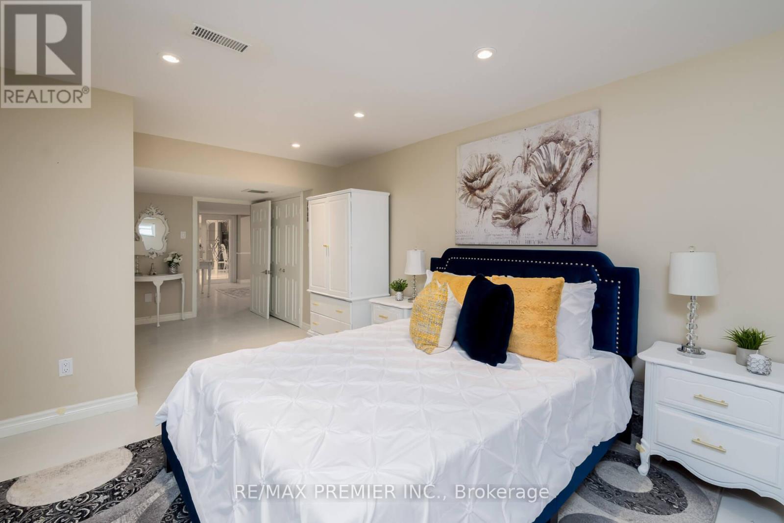 1 Radley Street, Vaughan, Ontario  L4L 8J7 - Photo 41 - N12706178