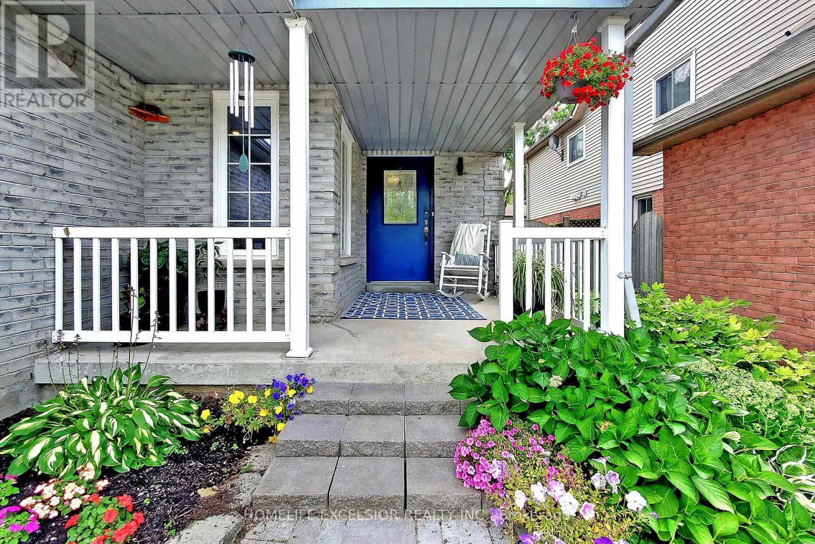 103 Cardinal Street, Barrie, Ontario  L4M 6G1 - Photo 3 - S12706158