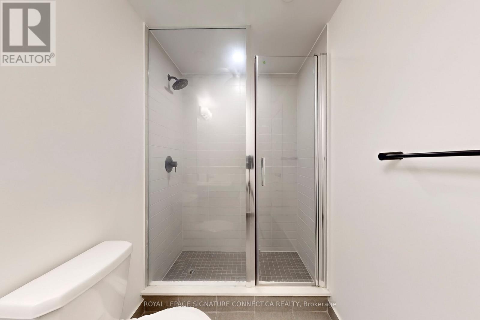 612 - 2300 St Clair Avenue W, Toronto, Ontario  M6N 0B3 - Photo 13 - W12706154