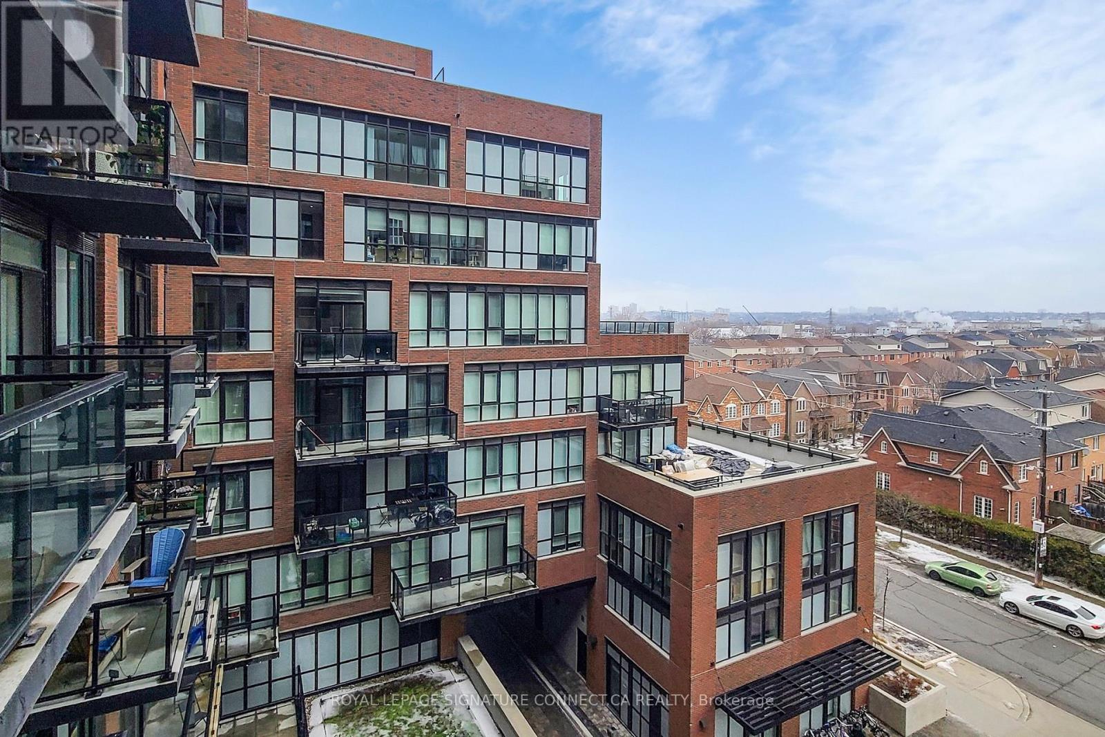 612 - 2300 St Clair Avenue W, Toronto, Ontario  M6N 0B3 - Photo 27 - W12706154