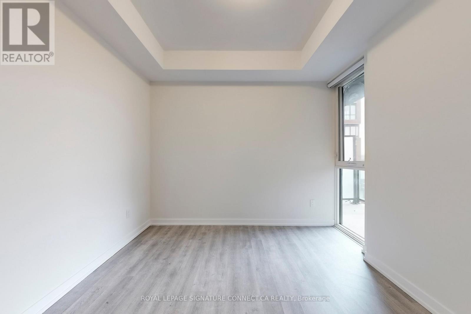 612 - 2300 St Clair Avenue W, Toronto, Ontario  M6N 0B3 - Photo 8 - W12706154