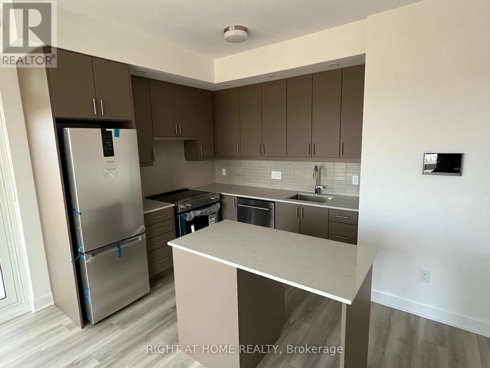 1907 - 3240 William Coltson Avenue, Oakville, Ontario  L6H 8C8 - Photo 3 - W12706162