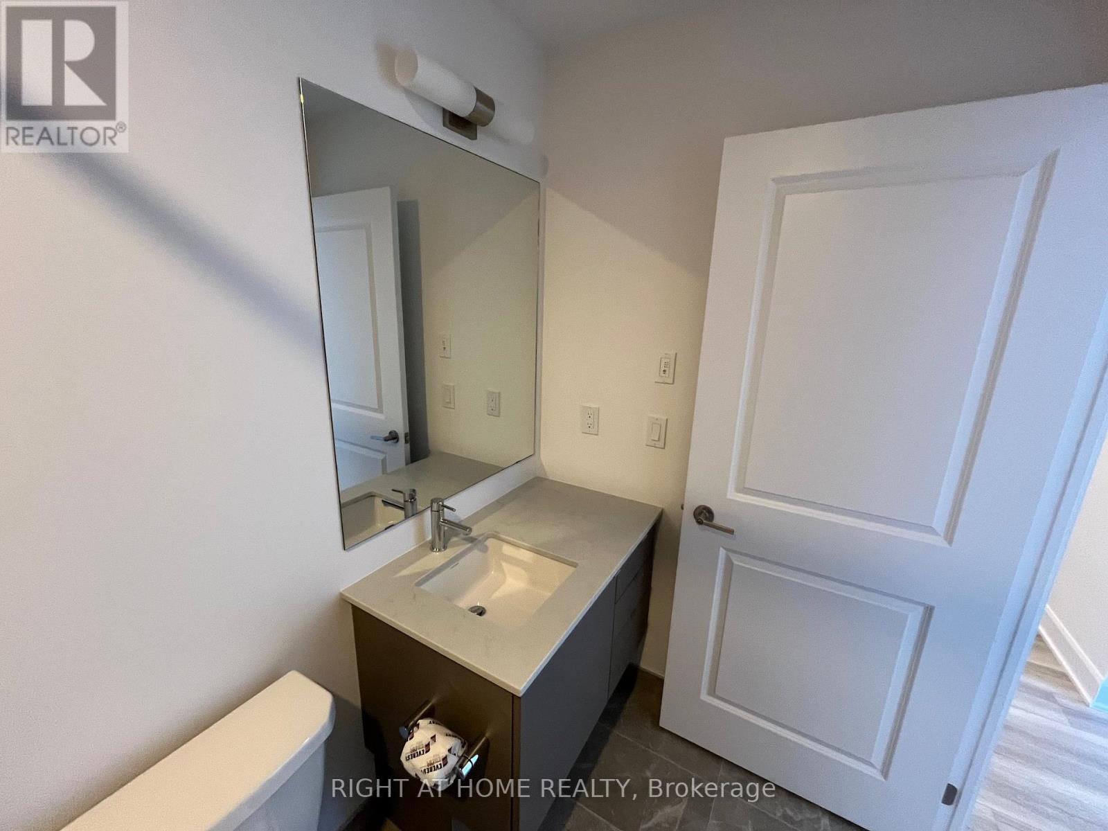 1907 - 3240 William Coltson Avenue, Oakville, Ontario  L6H 8C8 - Photo 9 - W12706162