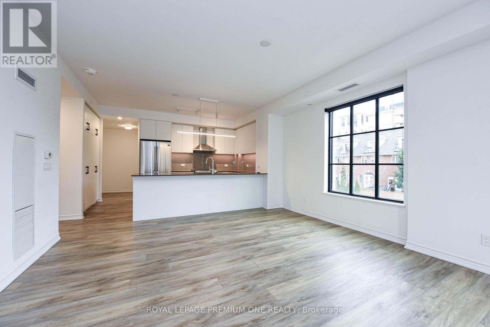 204 - 571 Prince Edward Drive N, Toronto, Ontario  M8X 0A1 - Photo 21 - W12706172