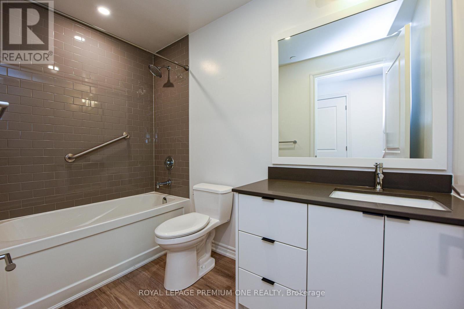 204 - 571 Prince Edward Drive N, Toronto, Ontario  M8X 0A1 - Photo 27 - W12706172