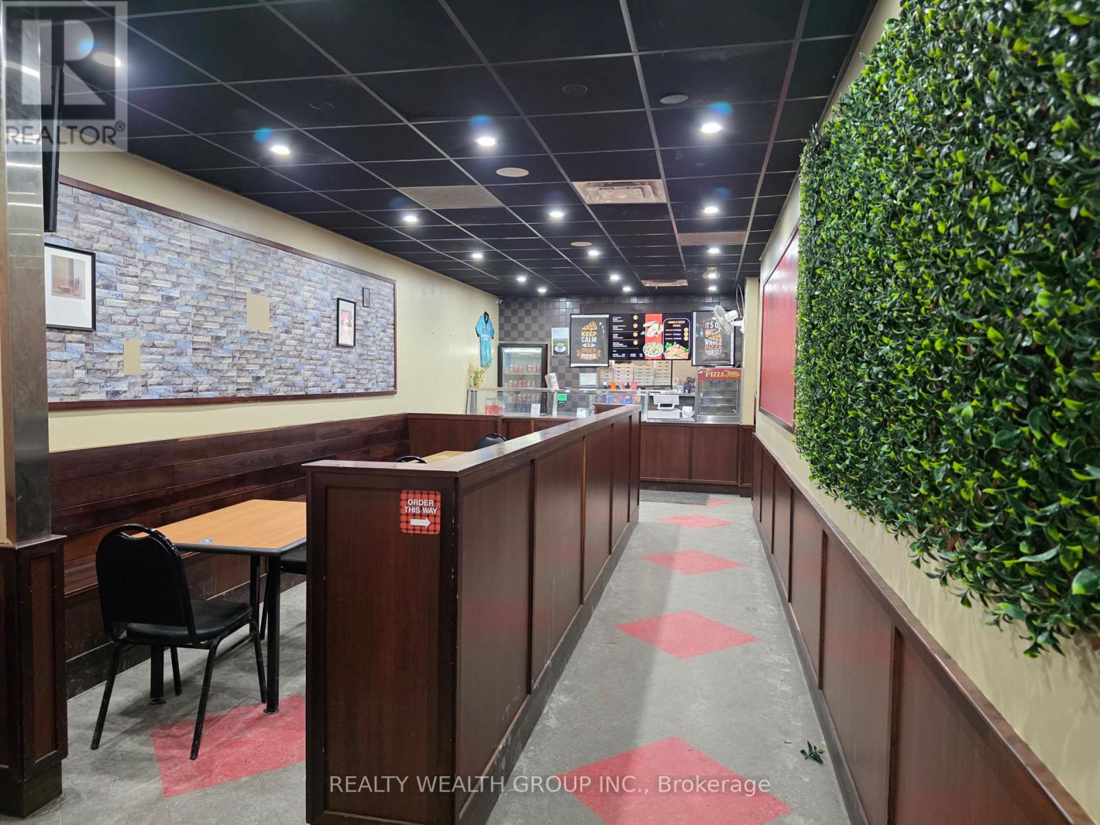 104 - 304 George Street N, Peterborough, Ontario  K9J 3H2 - Photo 2 - X12706176