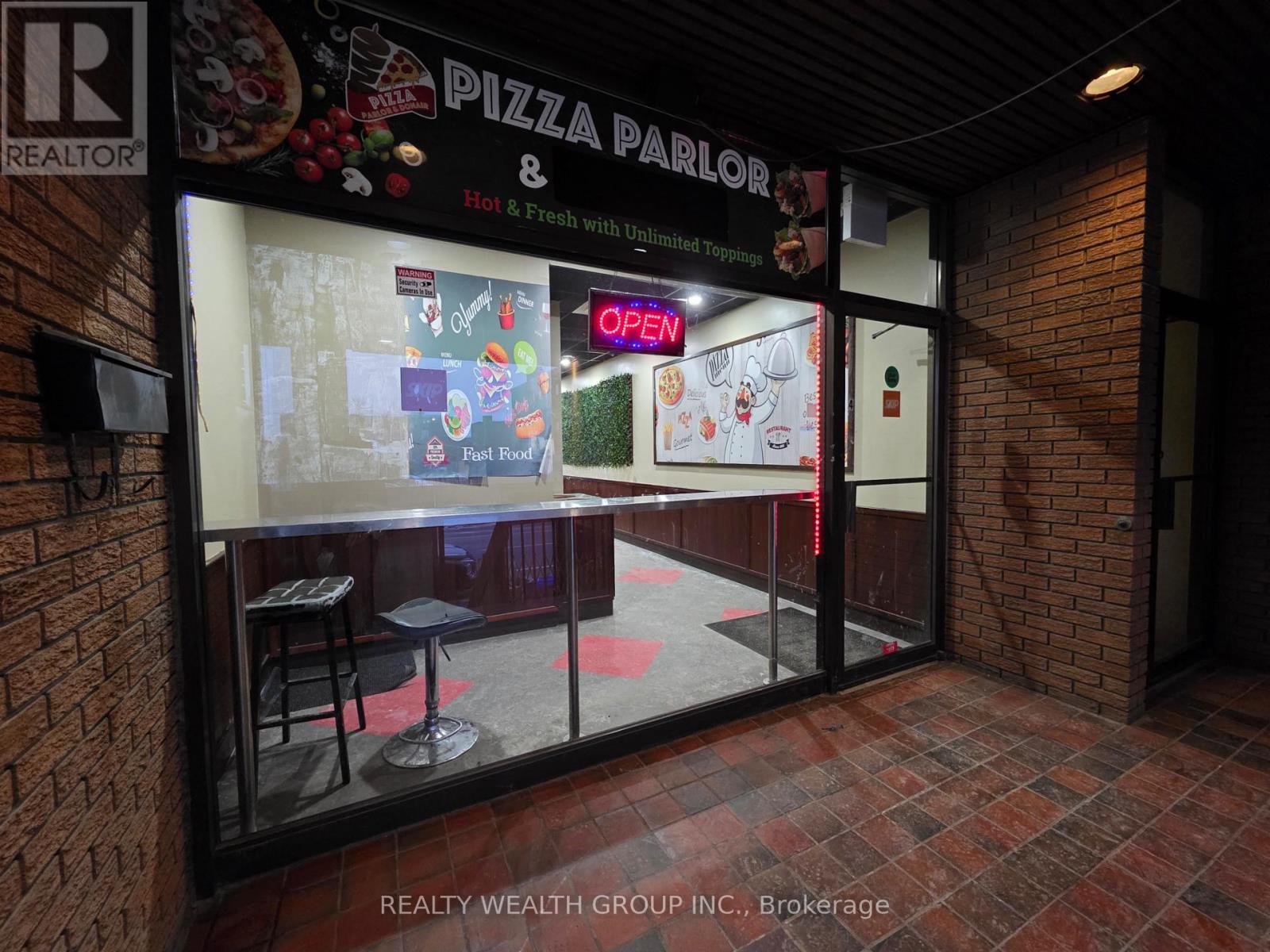 104 - 304 George Street N, Peterborough, Ontario  K9J 3H2 - Photo 4 - X12706176