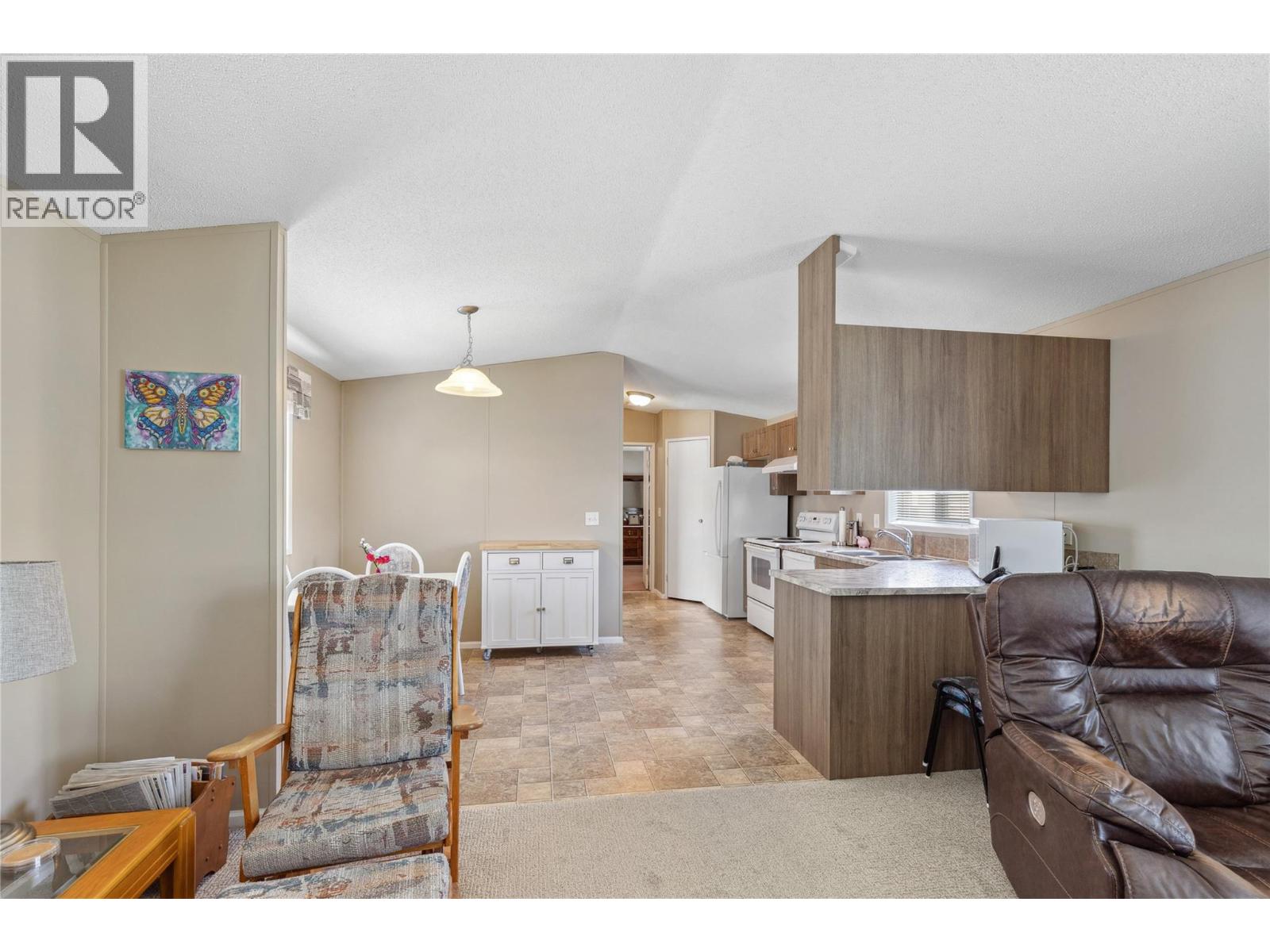 12560 Westside Road Unit# 74, Vernon, British Columbia  V1H 1S9 - Photo 9 - 10372915