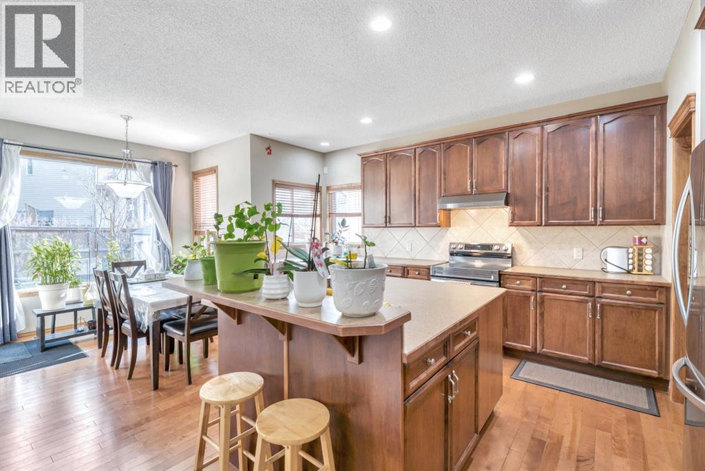 98 Pantego Road Nw, Calgary, Alberta  T3K 0B7 - Photo 11 - A2279941