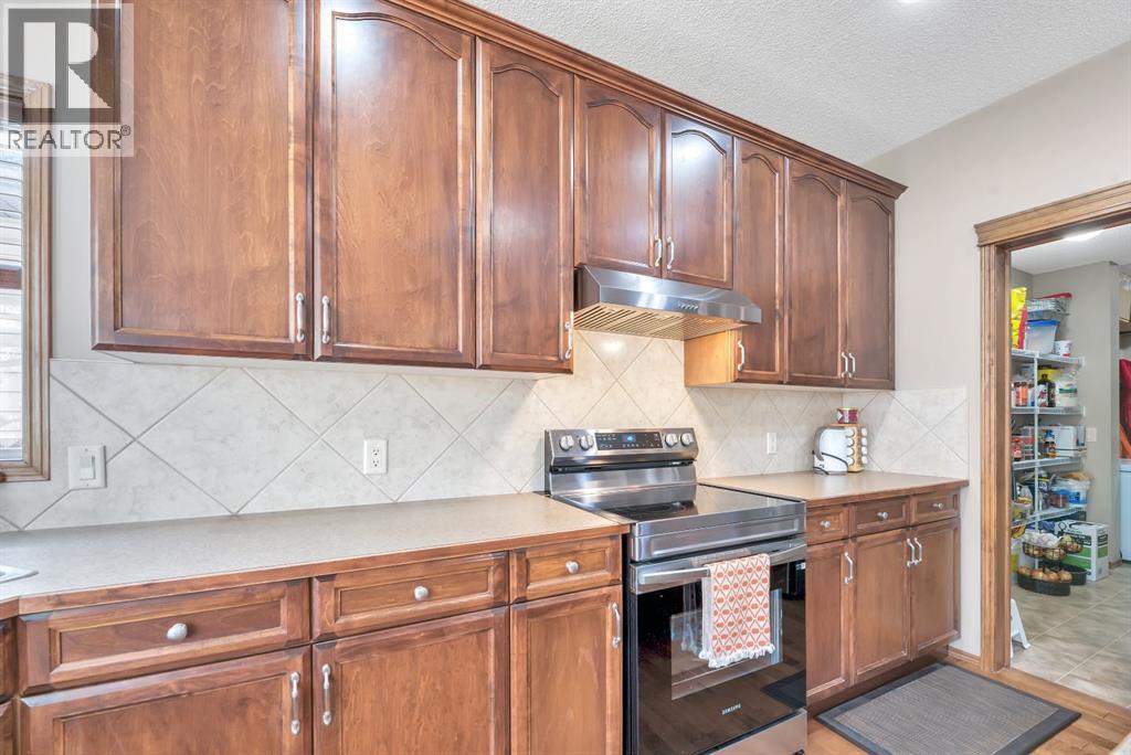 98 Pantego Road Nw, Calgary, Alberta  T3K 0B7 - Photo 15 - A2279941