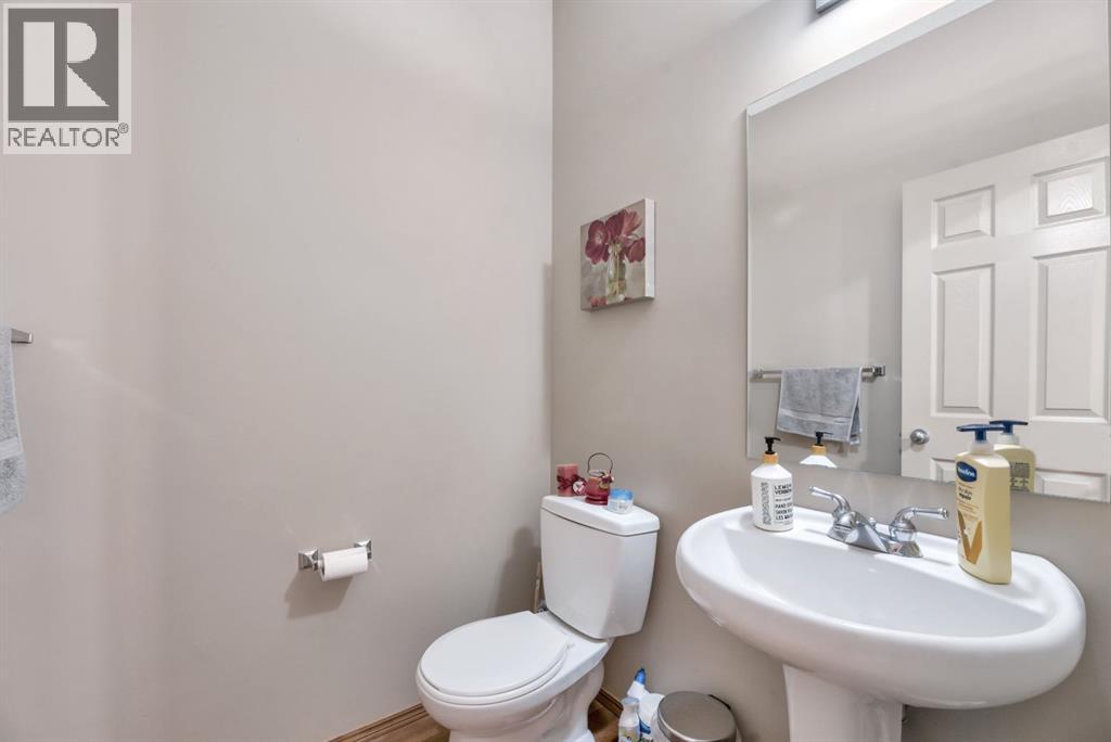 98 Pantego Road Nw, Calgary, Alberta  T3K 0B7 - Photo 17 - A2279941