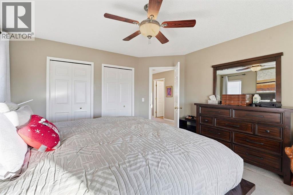 54 Rockbluff Close Nw, Calgary, Alberta  T3G 5A9 - Photo 18 - A2279817