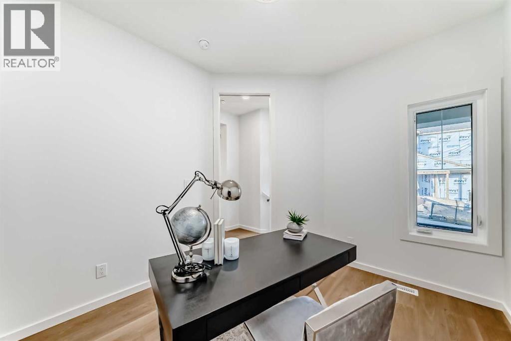 44 Creekside Path Sw, Calgary, Alberta  T2X 5W1 - Photo 16 - A2279491